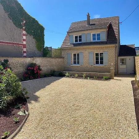 Holiday home Maison Cosy En Plein Coeur De Ouistreham